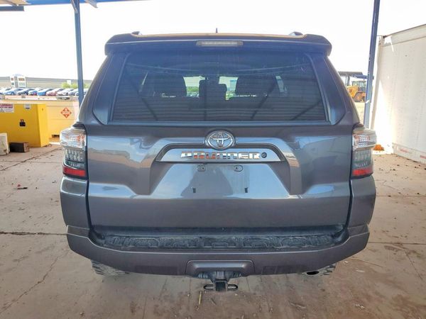 2020 TOYOTA 4RUNNER
