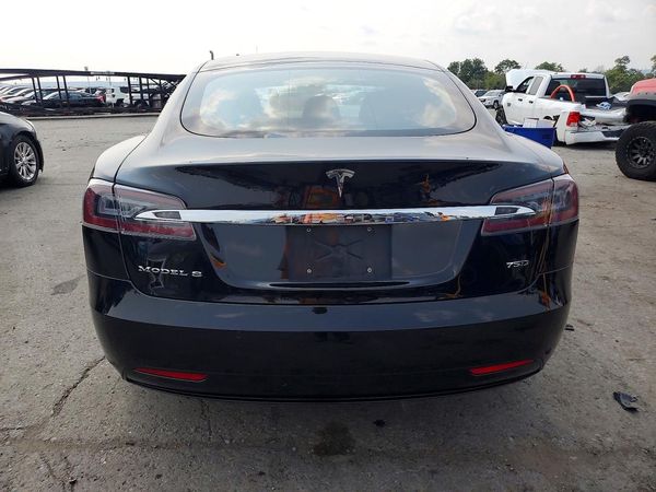 2018 TESLA MODEL S