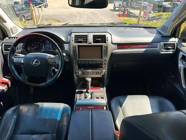 2017 LEXUS GX 460