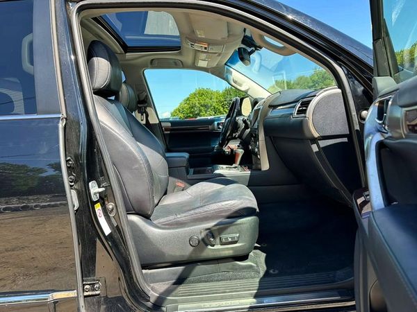 2017 LEXUS GX 460