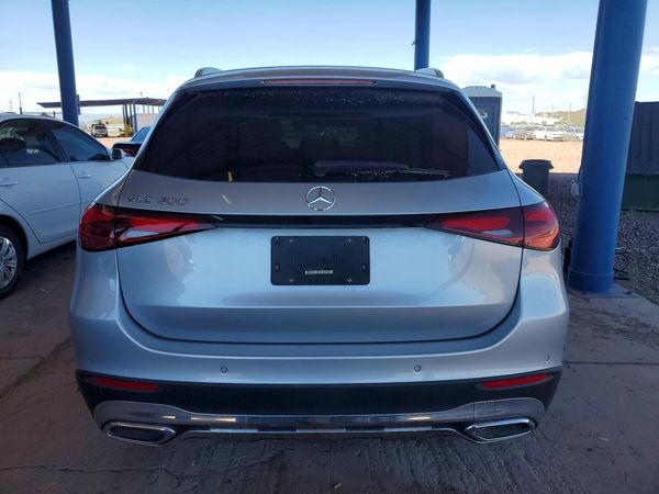 2023 MERCEDES-BENZ GLC GLC300