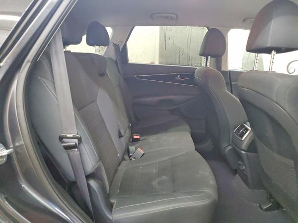 2020 KIA SORENTO L, LX, S
