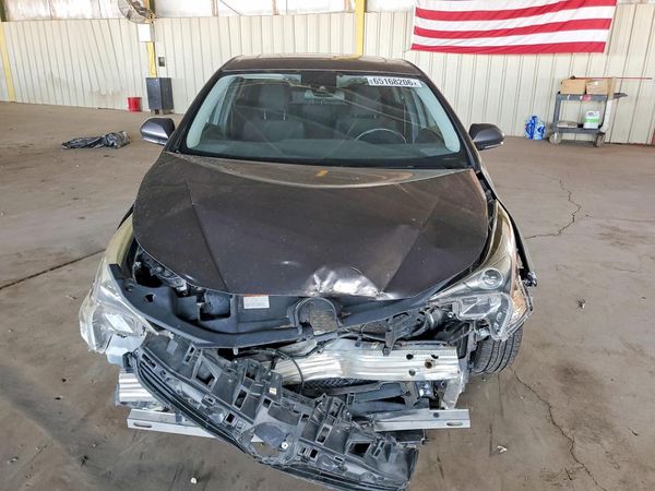 2016 TOYOTA PRIUS