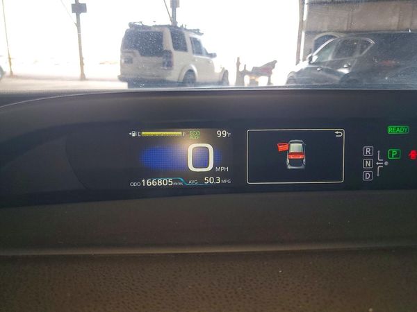 2016 TOYOTA PRIUS