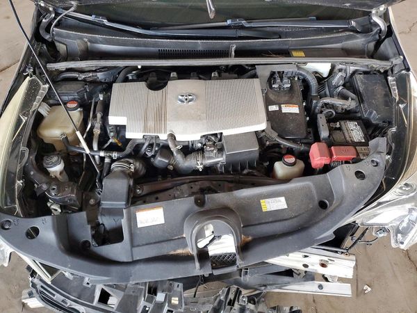 2016 TOYOTA PRIUS