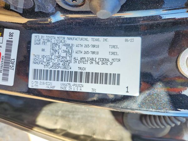2023 TOYOTA TUNDRA SR5