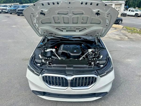 2027 BMW 530 xDrive