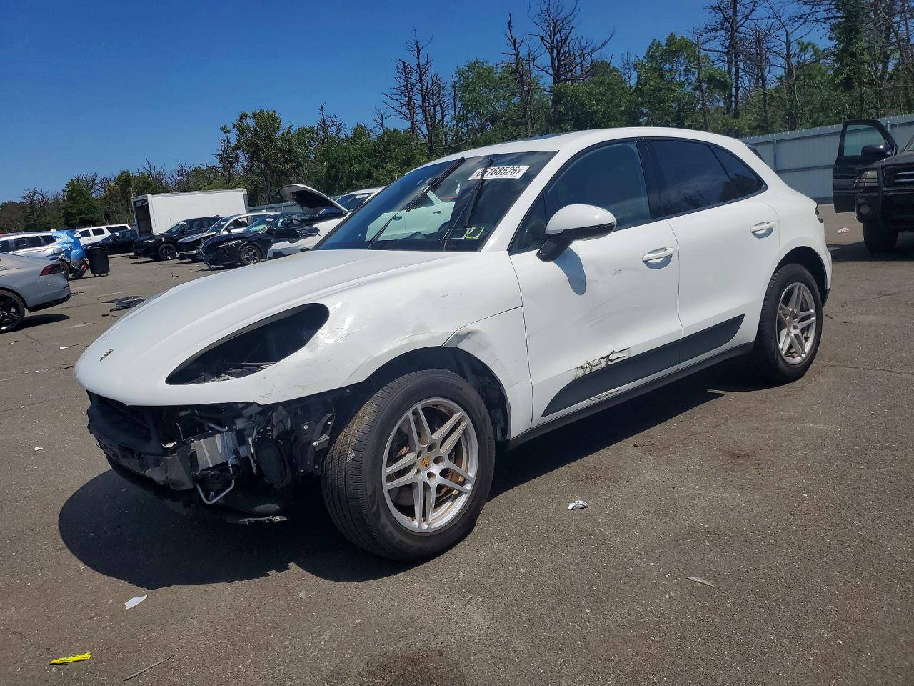 2017 PORSCHE MACAN