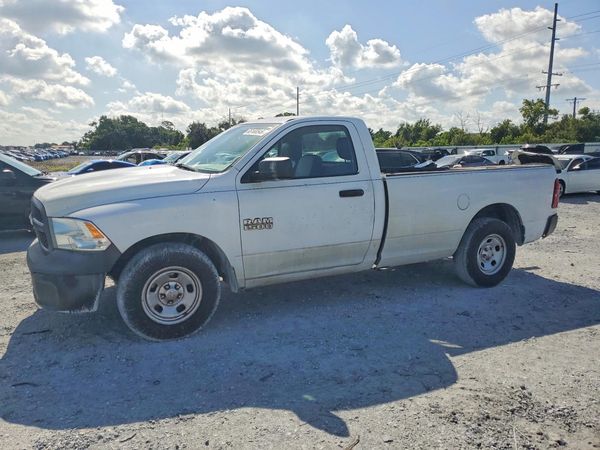 2014 RAM 1500 ST