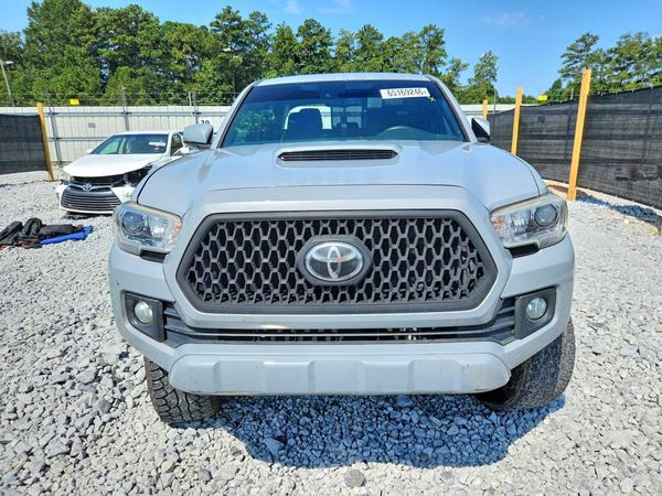2019 TOYOTA TACOMA SR5