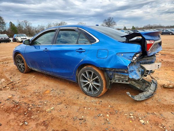 2017 TOYOTA CAMRY