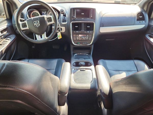 2017 DODGE GRAND CARAVAN GT