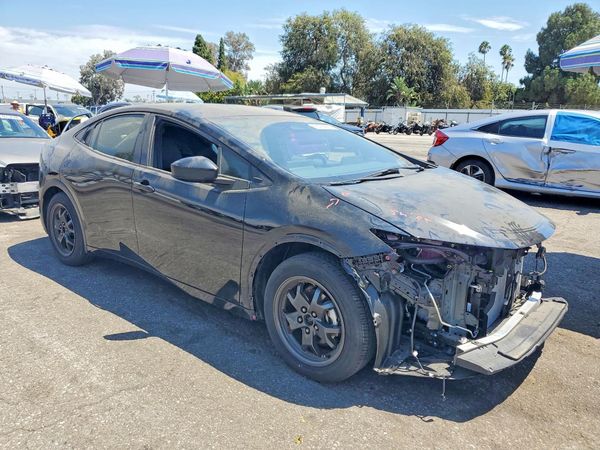 2025 TOYOTA PRIUS