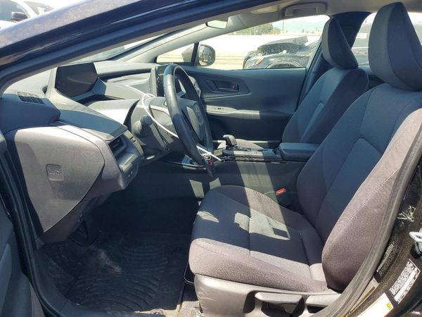 2025 TOYOTA PRIUS