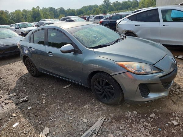 2012 MAZDA 3 Touring/GS — Passenger 3/4