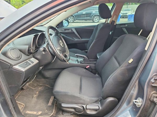 2012 MAZDA 3 Touring/GS — DENT