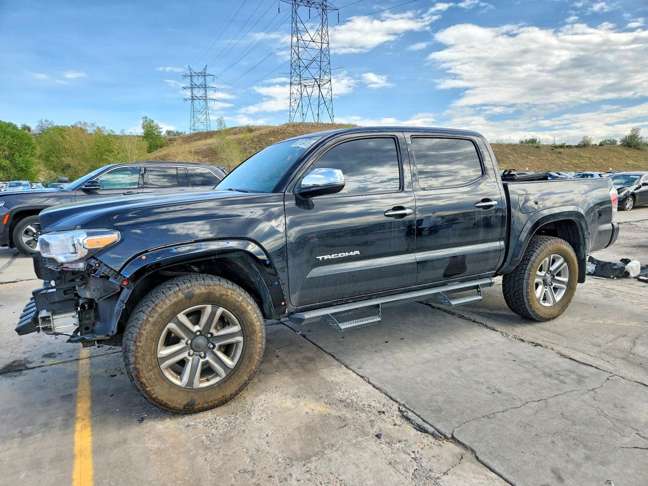 2017 TOYOTA TACOMA
