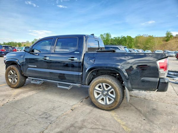 2017 TOYOTA TACOMA