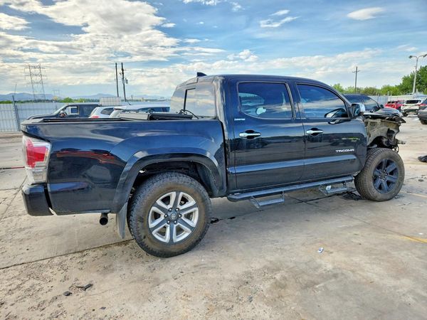 2017 TOYOTA TACOMA