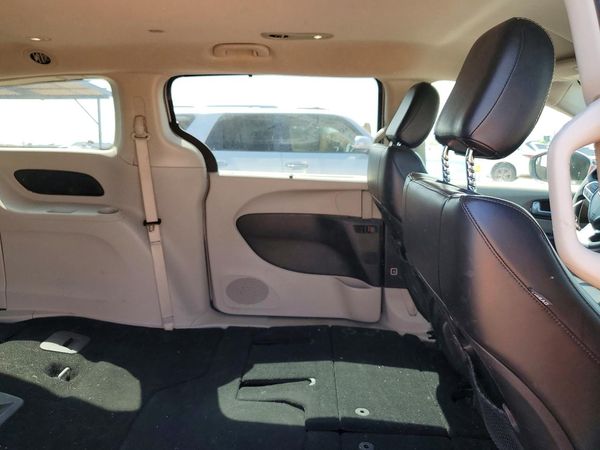 2020 CHRYSLER VOYAGER LXI