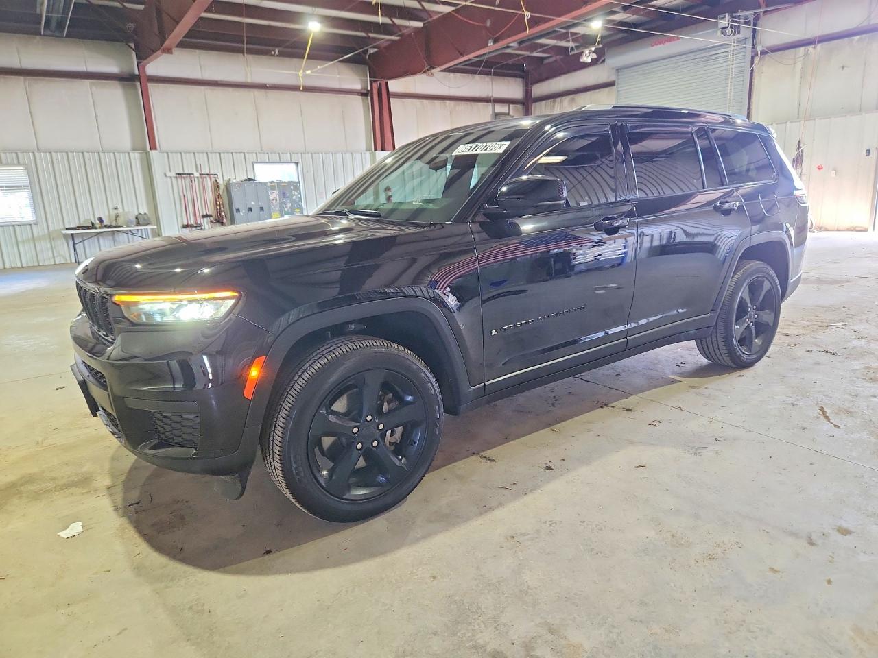 2023 JEEP GRAND CHEROKEE Laredo, Altitude
