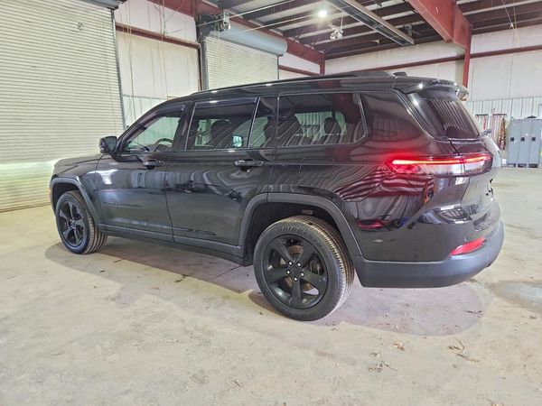 2023 JEEP GRAND CHEROKEE Laredo, Altitude