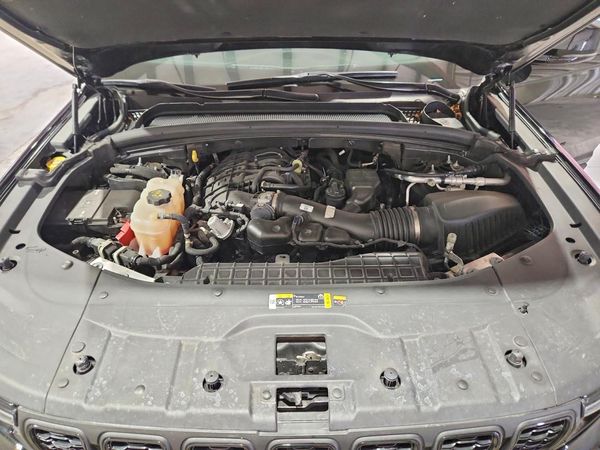 2023 JEEP GRAND CHEROKEE Laredo, Altitude