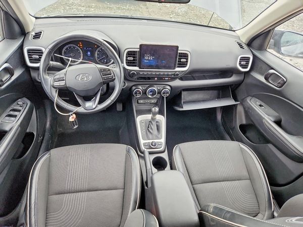 2022 HYUNDAI VENUE SEL & Limited
