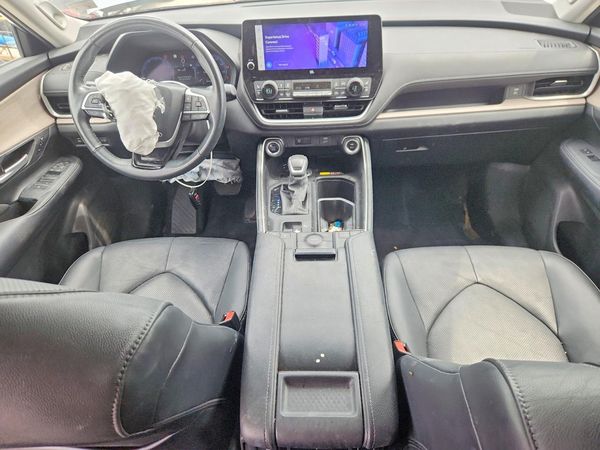 2024 TOYOTA GRAND HIGHLANDER
