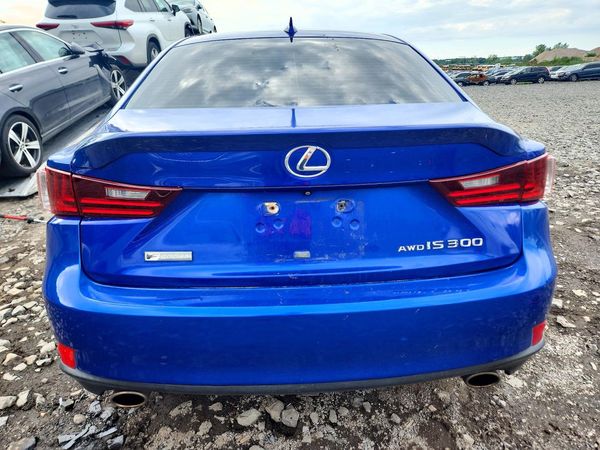 2016 LEXUS IS