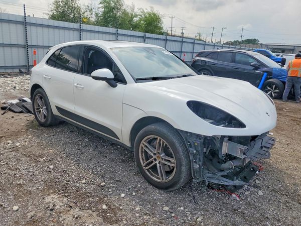 2021 PORSCHE MACAN Base