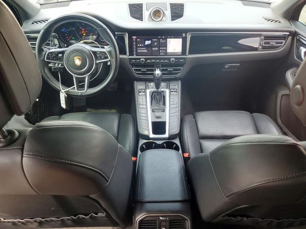 2021 PORSCHE MACAN Base