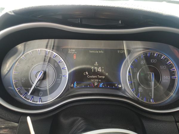 2015 CHRYSLER 300