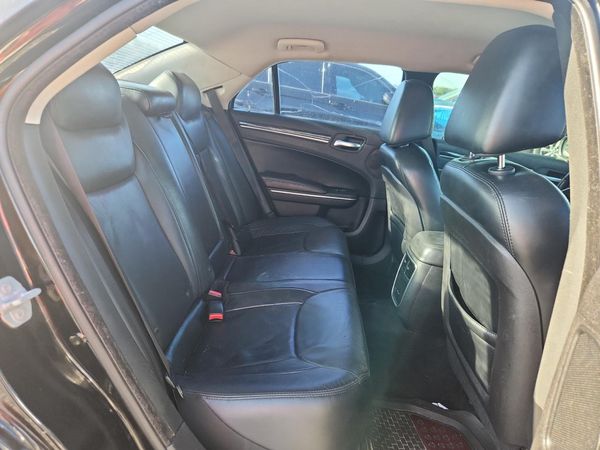 2015 CHRYSLER 300