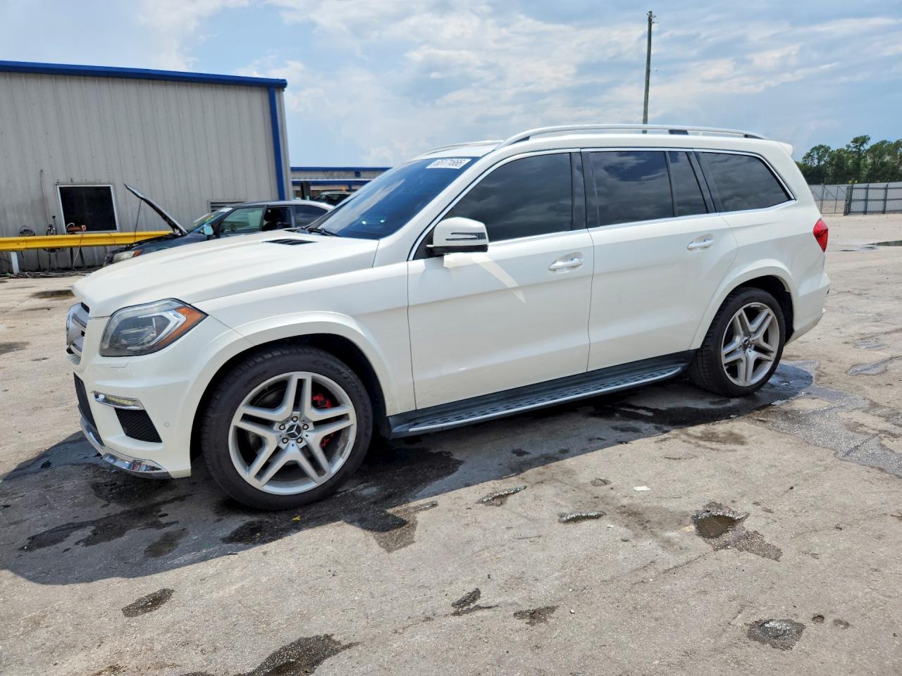 2014 MERCEDES-BENZ GL GL 550 4MATIC