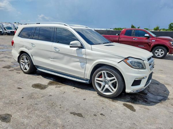 2014 MERCEDES-BENZ GL GL 550 4MATIC