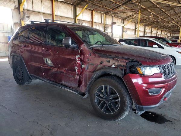 2019 JEEP GRAND CHEROKEE Trailhawk