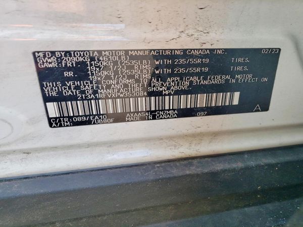2023 TOYOTA RAV4 XLE Premium