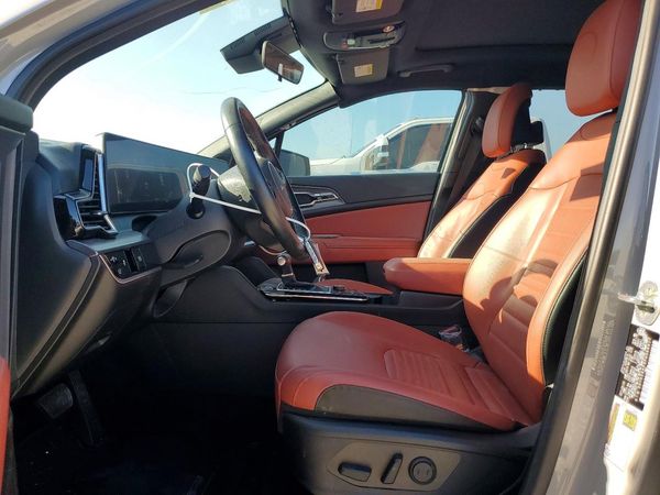 2023 KIA SPORTAGE SX-PRESTIGE or SX-P