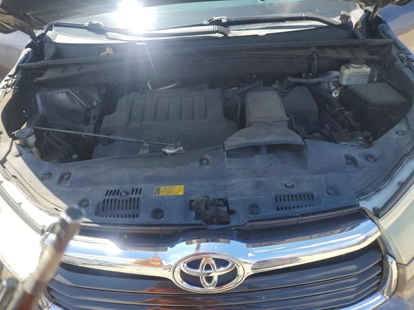 2015 TOYOTA HIGHLANDER