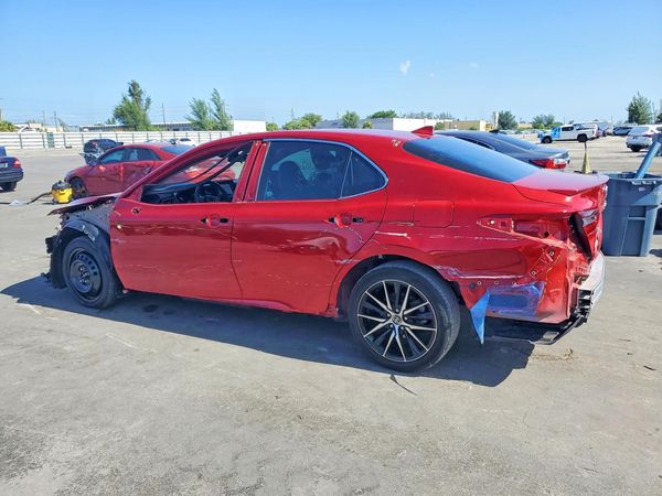 2023 TOYOTA CAMRY SE