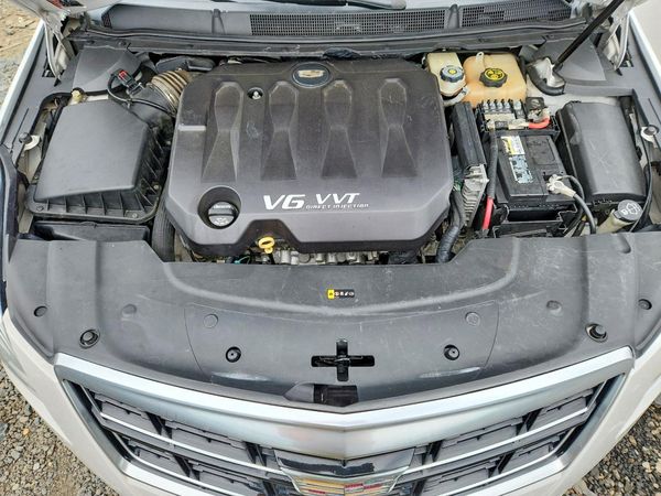 2017 CADILLAC XTS Luxury