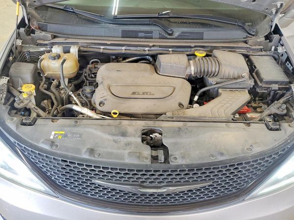 2019 CHRYSLER PACIFICA
