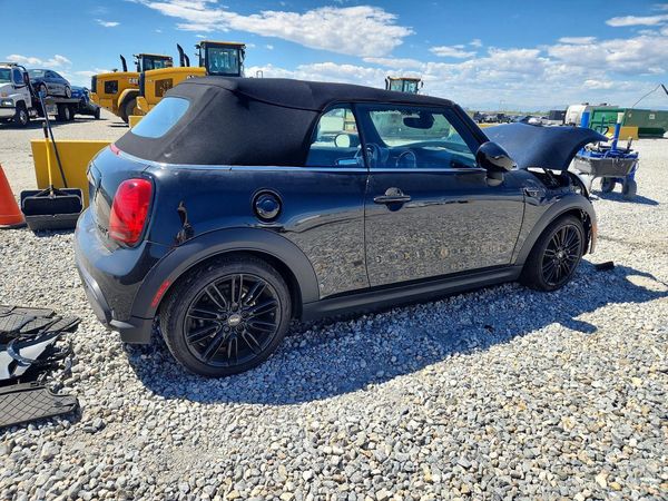 2023 MINI COOPER