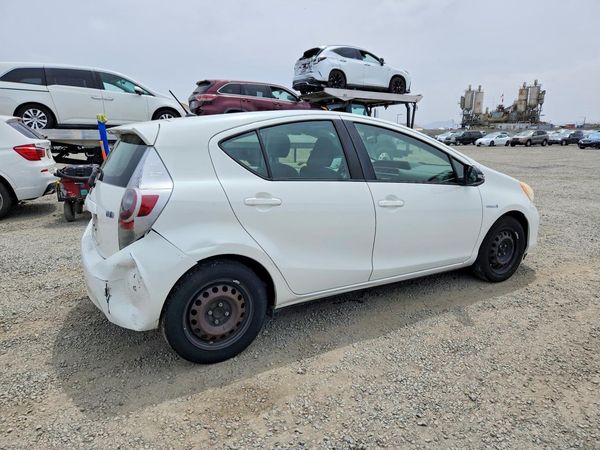 2014 TOYOTA PRIUS
