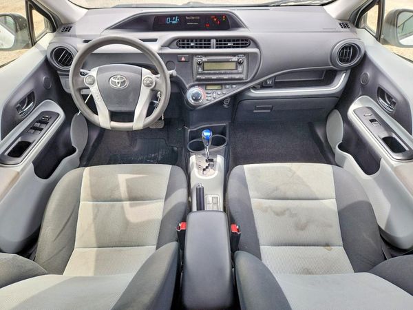 2014 TOYOTA PRIUS