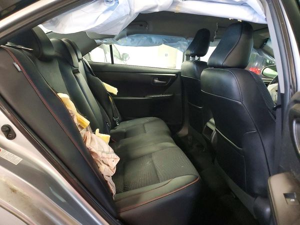 2015 TOYOTA CAMRY