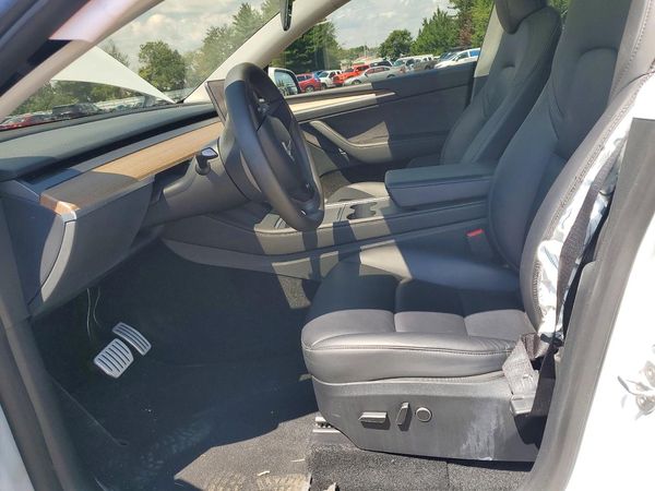 2023 TESLA MODEL Y — DENT