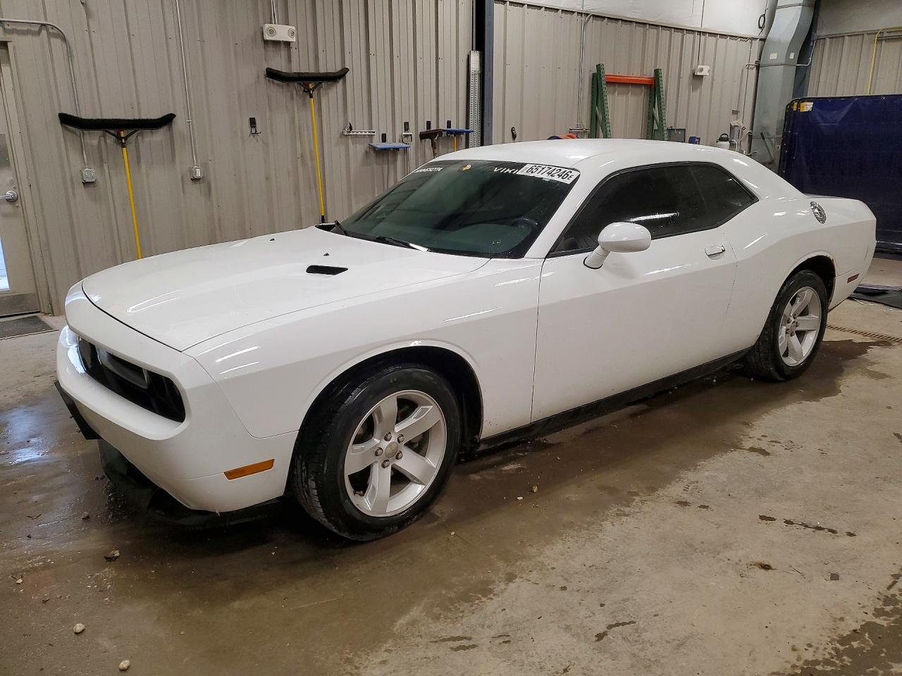 2013 DODGE CHALLENGER Base