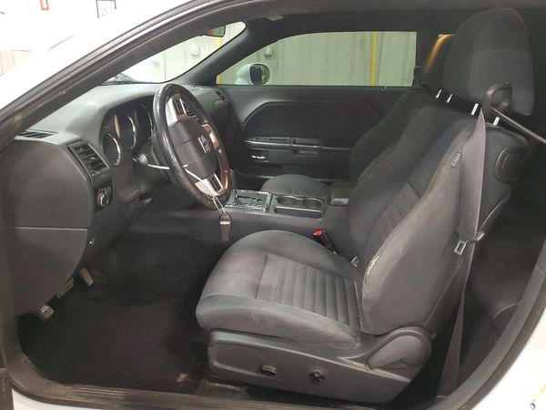 2013 DODGE CHALLENGER Base